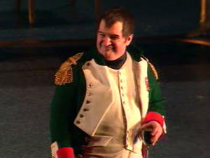 Benoît Brière incarne Napoléon dans «Une partie avec l'Empereur». Benoît Brière incarne Napoléon dans «Une partie avec l'Empereur».