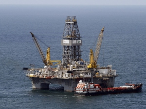 La plateforme Transocean Development Driller III qui a foré le puits de secours principal. La plateforme Transocean Development Driller III qui a foré le puits de secours principal.