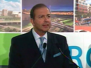 Le ministre des Transports, Sam Hamad Le ministre des Transports, Sam Hamad