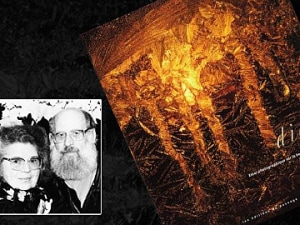 Les photographes Mia et Klaus Matthes et le livre Dieu , publié aux éditions du Passage Les photographes Mia et Klaus Matthes et le livre Dieu , publié aux éditions du Passage
