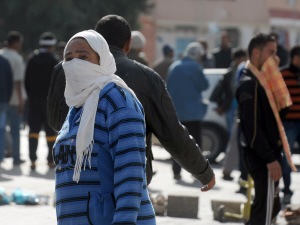 Une manifestante à Regueb Une manifestante à Regueb