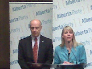 Dave Taylor rejoint le Alberta Party de Sue Huff Dave Taylor rejoint le Alberta Party de Sue Huff