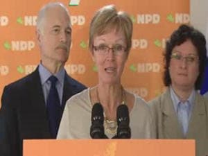 De gauche à droite : Jack Layton, Nycole Turmel et Françoise Boivin De gauche à droite : Jack Layton, Nycole Turmel et Françoise Boivin
