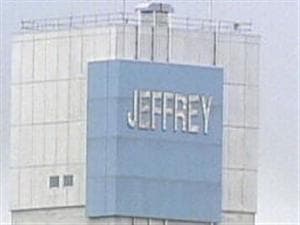 La mine Jeffrey à Asbestos (archives) La mine Jeffrey à Asbestos (archives)