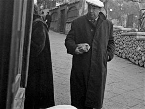 Pablo Neruda en 1952 Pablo Neruda en 1952