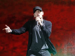 Le rappeur Eminem en spectacle à New York en septembre 2010 Le rappeur Eminem en spectacle à New York en septembre 2010