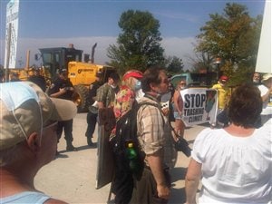 Des opposants au projet d'incinérateur Des opposants au projet d'incinérateur
