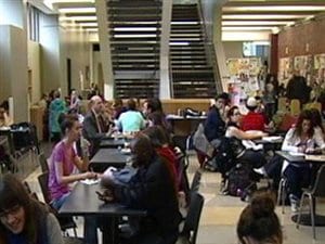 Étudiants à l'Université Laval Étudiants à l'Université Laval