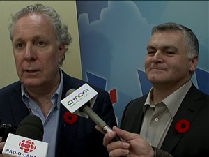 Jean Charest et Damien Arsenault Jean Charest et Damien Arsenault