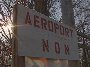 Les citoyens s'opposent au projet de piste d'atterrissage à Neuville Les citoyens s'opposent au projet de piste d'atterrissage à Neuville