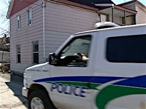 Des résidences de la rue Morin seront démolies. Des résidences de la rue Morin seront démolies.