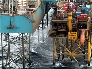 La plate-forme de Total, confronté à une importante fuite de gaz en mer du Nord. La plate-forme de Total, confronté à une importante fuite de gaz en mer du Nord.