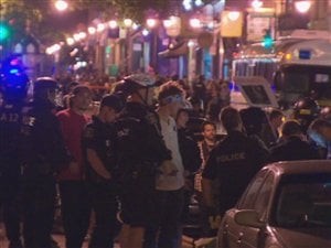 176 étudiants ont été arrêtés à Québec mercredi soir. 176 étudiants ont été arrêtés à Québec mercredi soir.