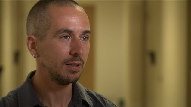 Damien Contandriopoulos, professeur et chercheur à l'Université de Montréal, explique comment les soins de première ligne du système de santé québécois pourraient être réorganisés pour mieux répondre aux besoins des citoyens. Damien Contandriopoulos, professeur et chercheur à l'Université de Montréal, explique comment les soins de première ligne du système de santé québécois pourraient être réorganisés pour mieux répondre aux besoins des citoyens.