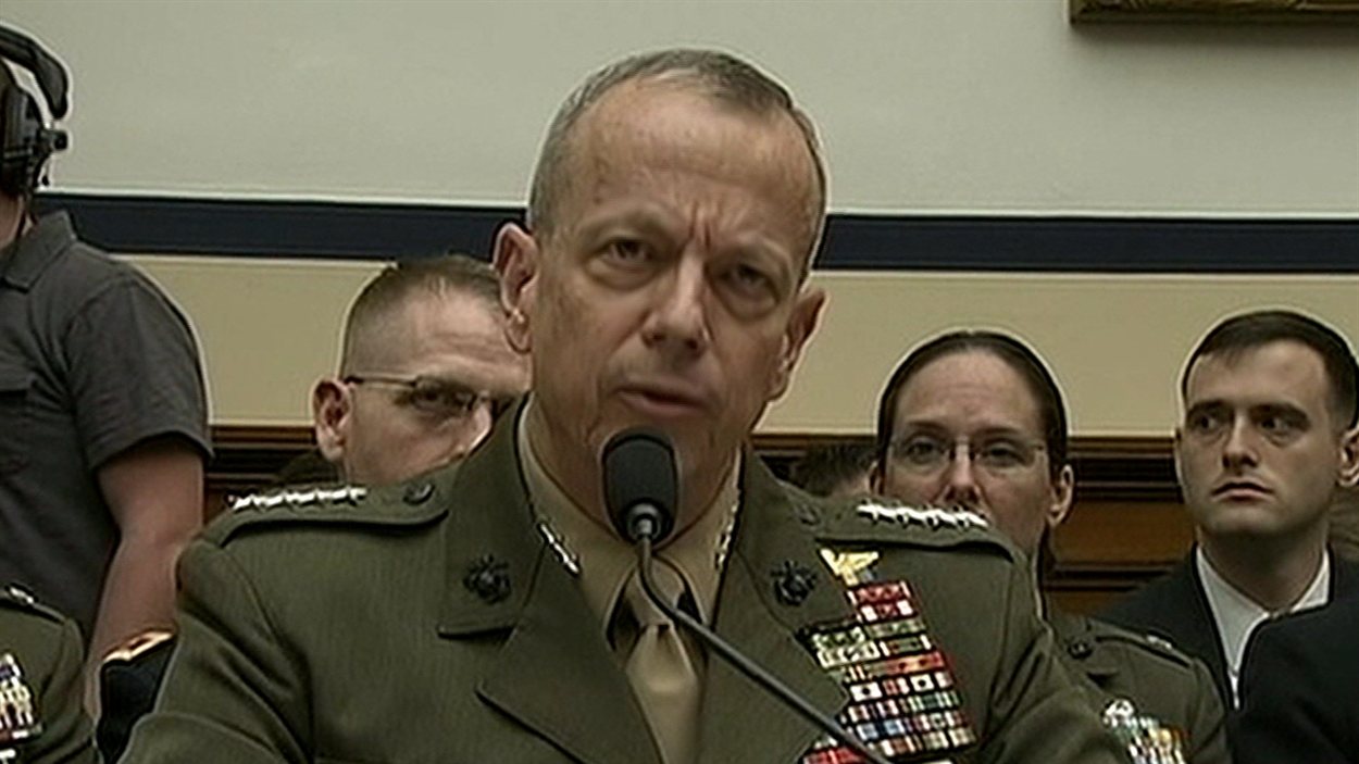 Le général John Allen, commandant des forces de l'OTAN en Afghanistan Le général John Allen, commandant des forces de l'OTAN en Afghanistan
