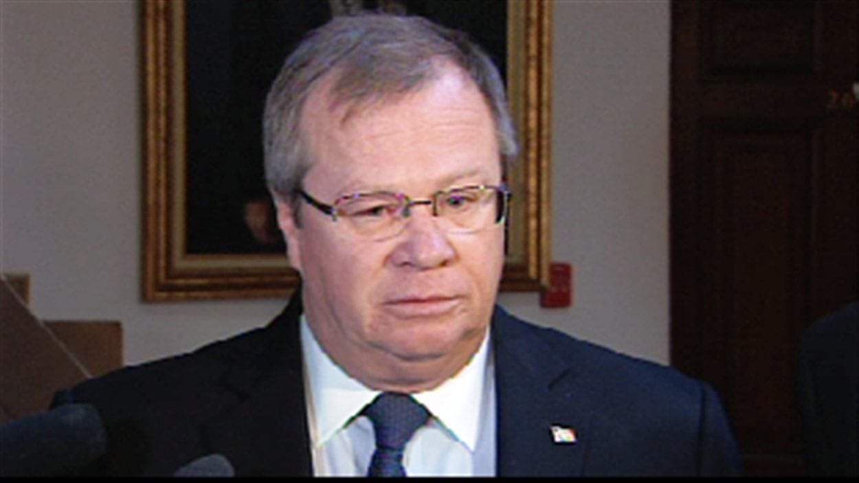 Hugh John Flemming, ministre de la Santé du Nouveau-Brunswick Hugh John Flemming, ministre de la Santé du Nouveau-Brunswick
