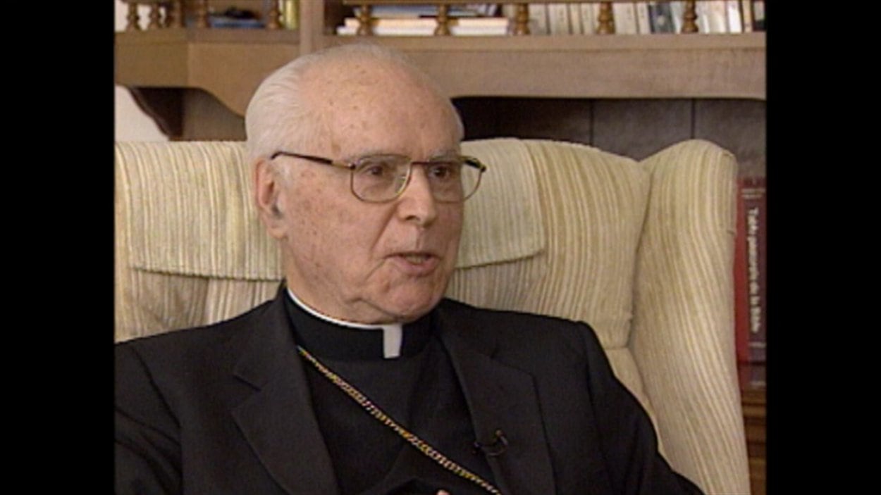 Mgr Joseph Aurèle Plourde a été archevêque d'Ottawa pendant vingt ans. Mgr Joseph Aurèle Plourde a été archevêque d'Ottawa pendant vingt ans.