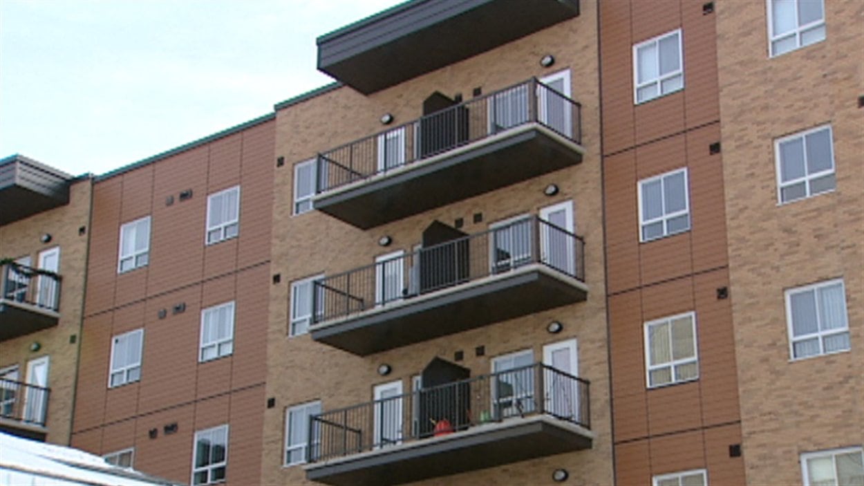 Des logements abordables pour les aînés ont été construits à Gatineau. Des logements abordables pour les aînés ont été construits à Gatineau.