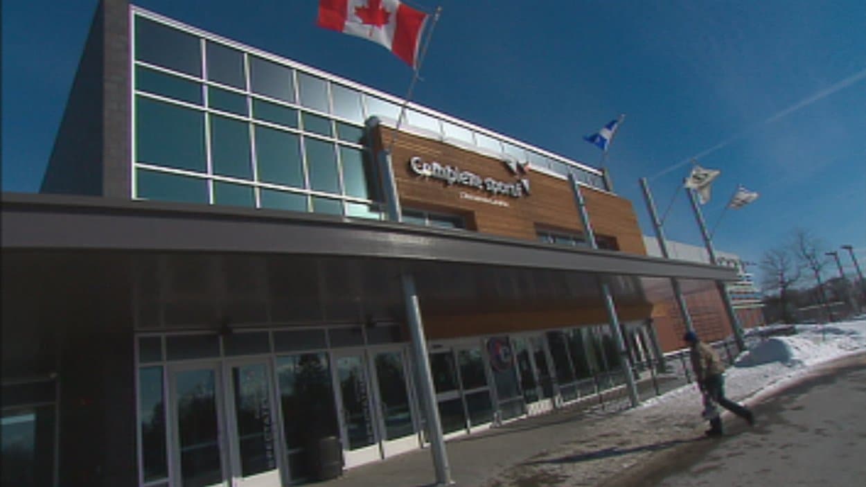 Complexe sportif les citoyens de L'AncienneLorette se prononcent