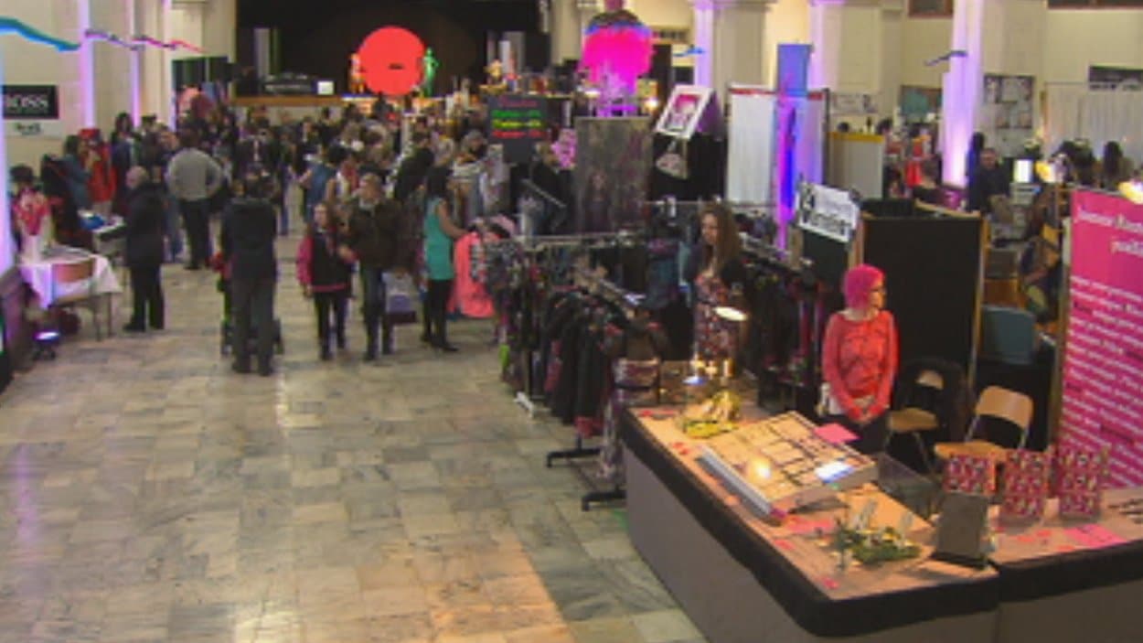 Un premier Salon de la mode attire les foules à Sherbrooke Un premier Salon de la mode attire les foules à Sherbrooke