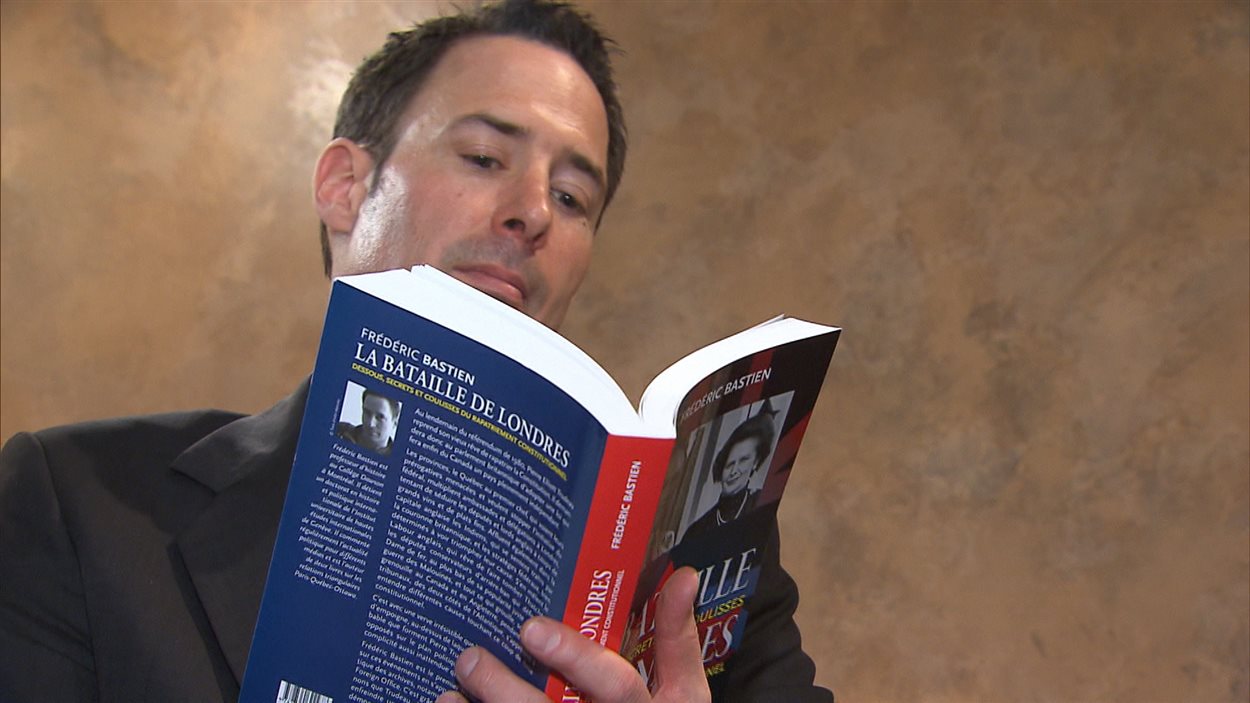 Frédéric Bastien, auteur de « La bataille de Londres - dessous, secrets et coulisses du rapatriement constitutionnel » Frédéric Bastien, auteur de « La bataille de Londres - dessous, secrets et coulisses du rapatriement constitutionnel »