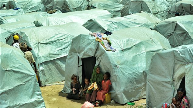 Un camp de réfuigés somaliens. Un camp de réfuigés somaliens.