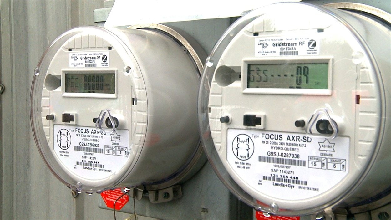 Hydro-Québec procède depuis quelques semaines à l'installation de ses compteurs-émetteurs de radiofréquences à Laval. Hydro-Québec procède depuis quelques semaines à l'installation de ses compteurs-émetteurs de radiofréquences à Laval.