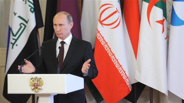 Le président russe Vladimir Poutine en conférence de presse au Kremlin, le 1er juillet 2013 Le président russe Vladimir Poutine en conférence de presse au Kremlin, le 1er juillet 2013