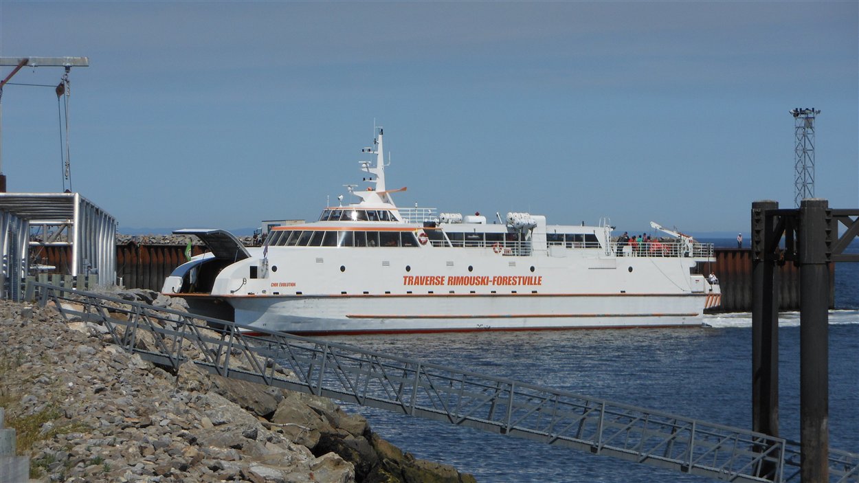 traversier catamaran rimouski