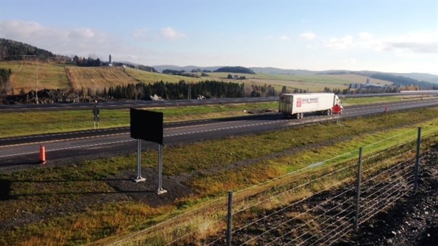 L'autoroute 85 près de Dégelis L'autoroute 85 près de Dégelis