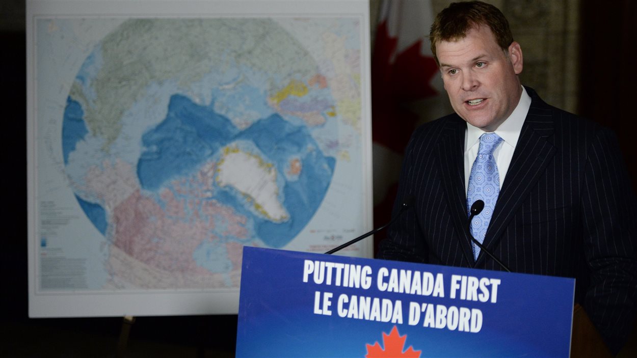 Le minstre canadien des Affaires étrangères, John Baird, devant la Commission des limites du plateau continental (CLPC) des Nations unies Le minstre canadien des Affaires étrangères, John Baird, devant la Commission des limites du plateau continental (CLPC) des Nations unies