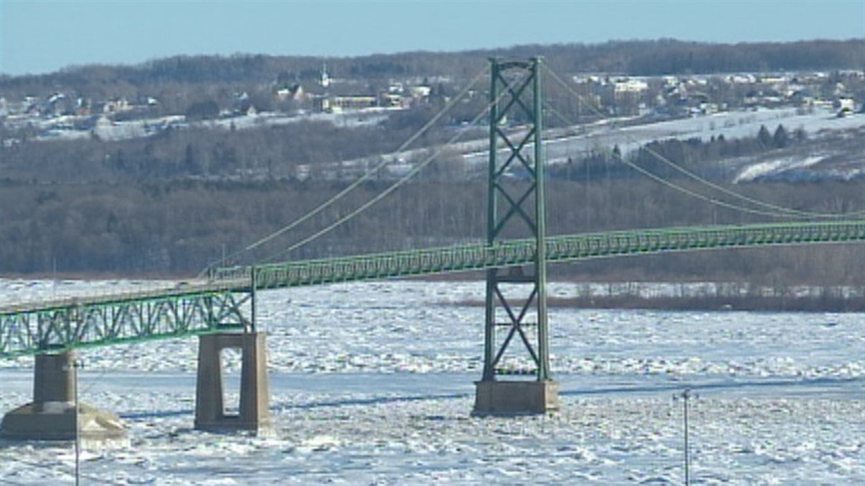 Futur pont de l'île d'Orléans quatre scénarios sur la table ICI