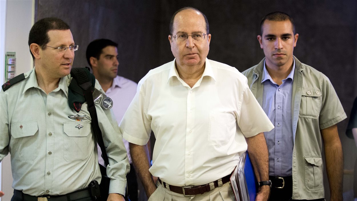 Le ministre israélien de la Défense, Moshe Yaalon Le ministre israélien de la Défense, Moshe Yaalon