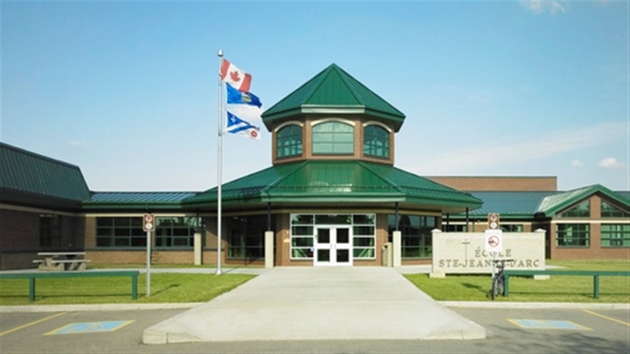 Comportements suspects près de l’école SainteJeanned’Arc d’Edmonton