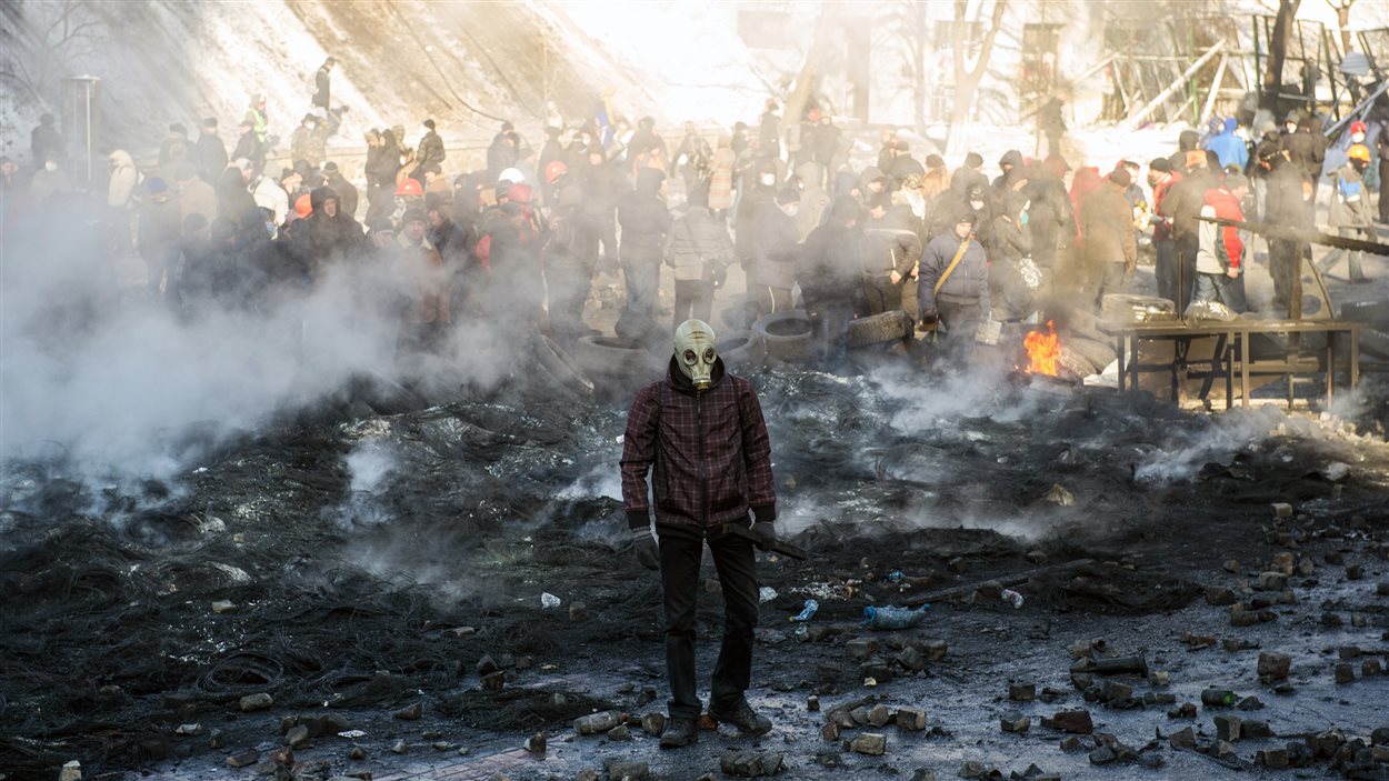 Un manifestant à Kiev Un manifestant à Kiev