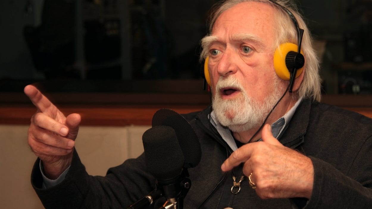Jacques Languirand dans le studio de Joël Le Bigot Jacques Languirand dans le studio de Joël Le Bigot