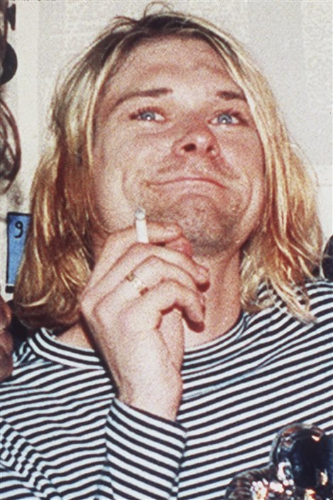 Des Photos De L Enquete Sur La Mort De Kurt Cobain Seront Devoilees Radio Canada Ca [ 703 x 469 Pixel ]