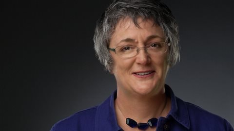Les enjeux et stratégies des partis avec la politologue Laure Paquette de l'Université Lakehead à Thunder Bay. Les enjeux et stratégies des partis avec la politologue Laure Paquette de l'Université Lakehead à Thunder Bay.