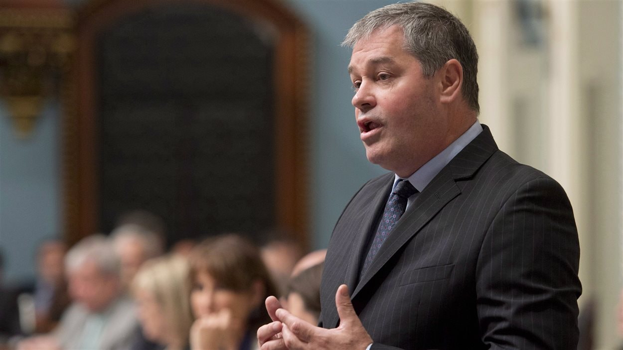 Le ministre de l'Éducation, Yves Bolduc, à l'Assemblée nationale Le ministre de l'Éducation, Yves Bolduc, à l'Assemblée nationale