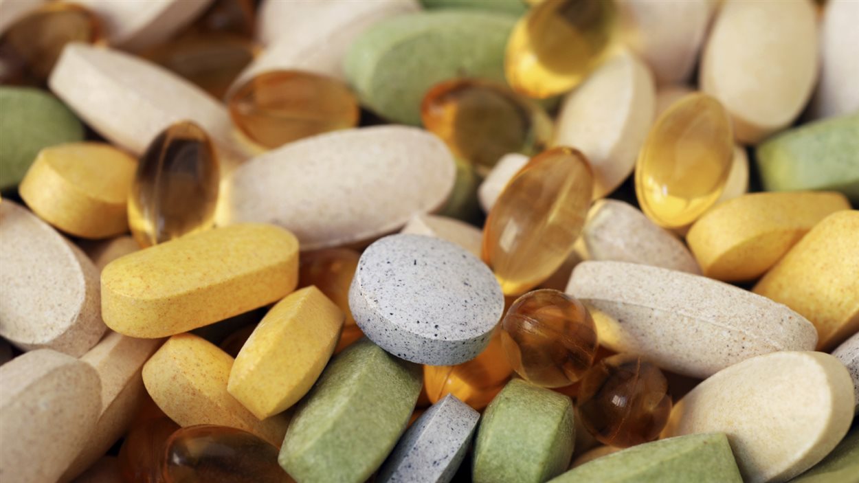 Des suppléments de vitamines. Des suppléments de vitamines.