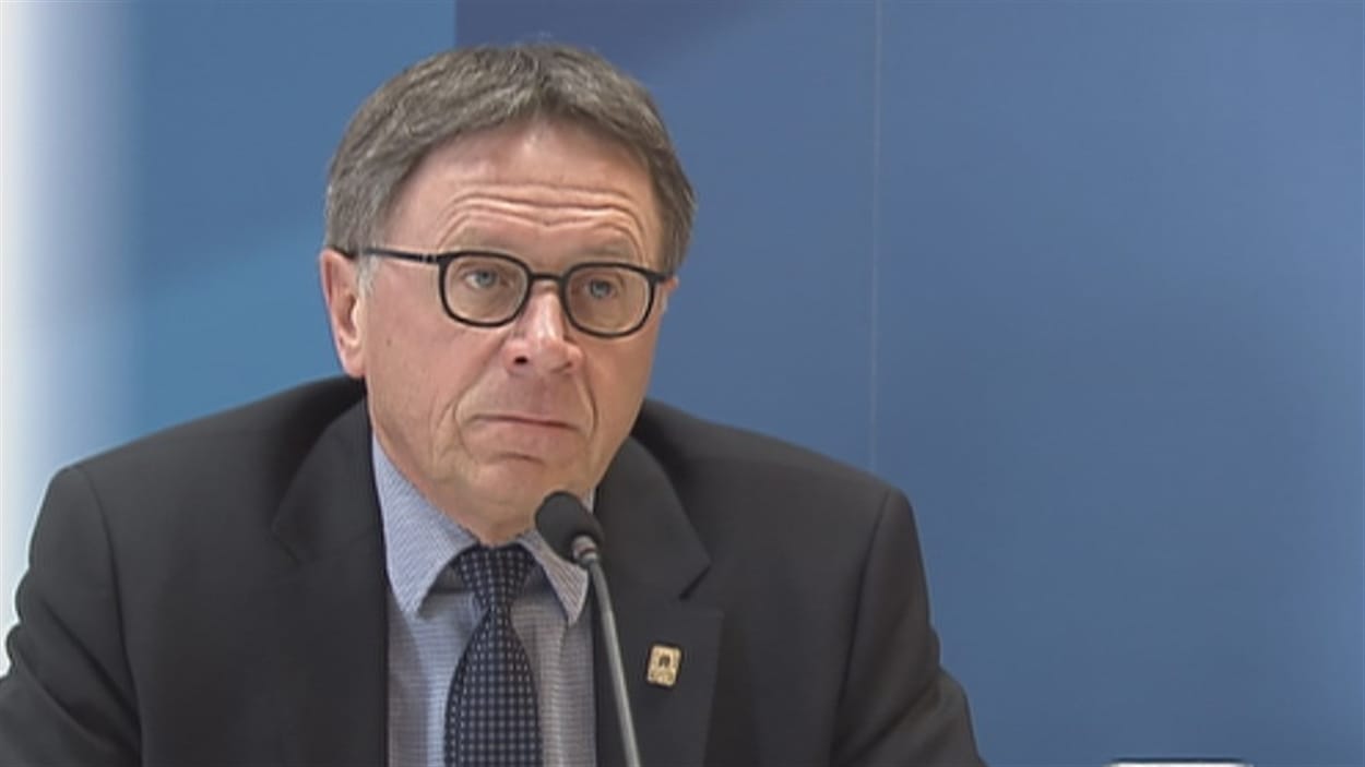 Conflit entre les cols blancs et la ville de Lévis Conflit entre les cols blancs et la ville de Lévis