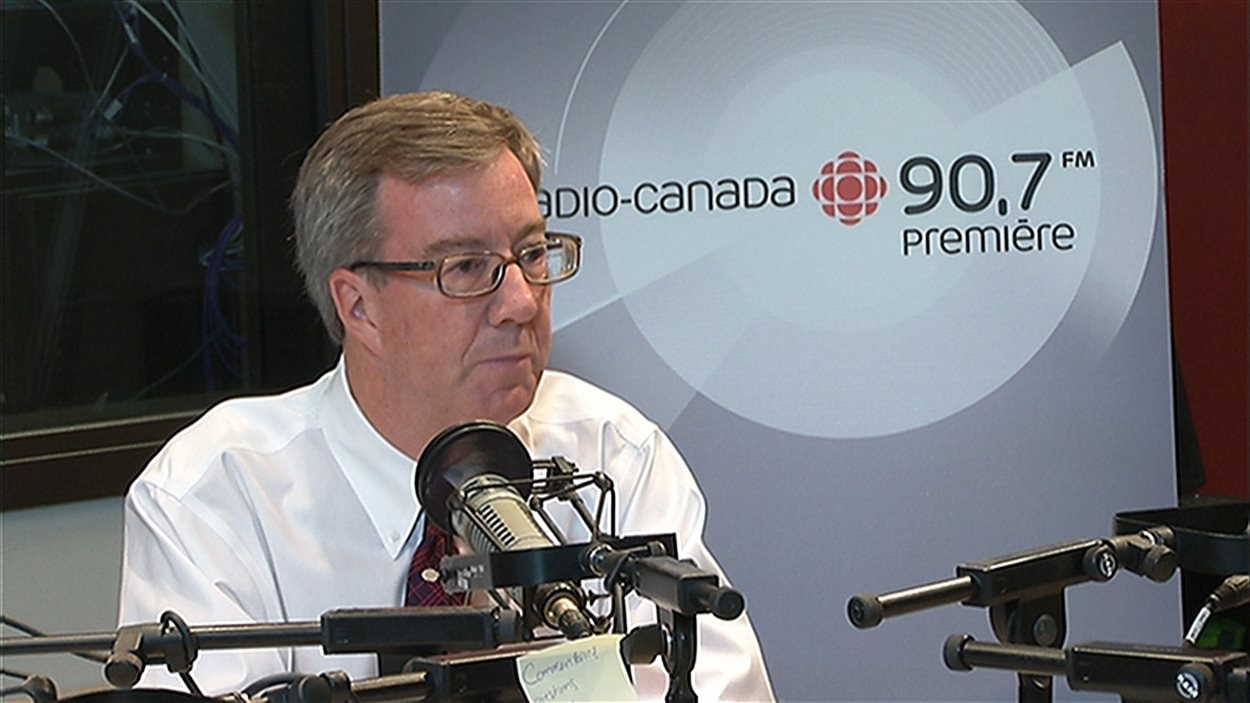 Le maire d'Ottawa Jim Watson était en entrevue ce matin avec Carl Bernier. Le maire d'Ottawa Jim Watson était en entrevue ce matin avec Carl Bernier.