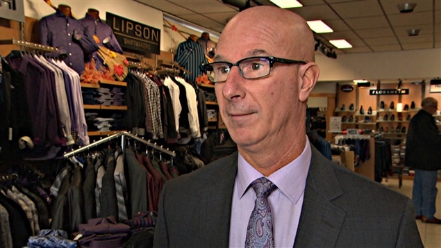 Alain Landry, propriétaire de la boutique Greg Landry, à Gatineau. Alain Landry, propriétaire de la boutique Greg Landry, à Gatineau.
