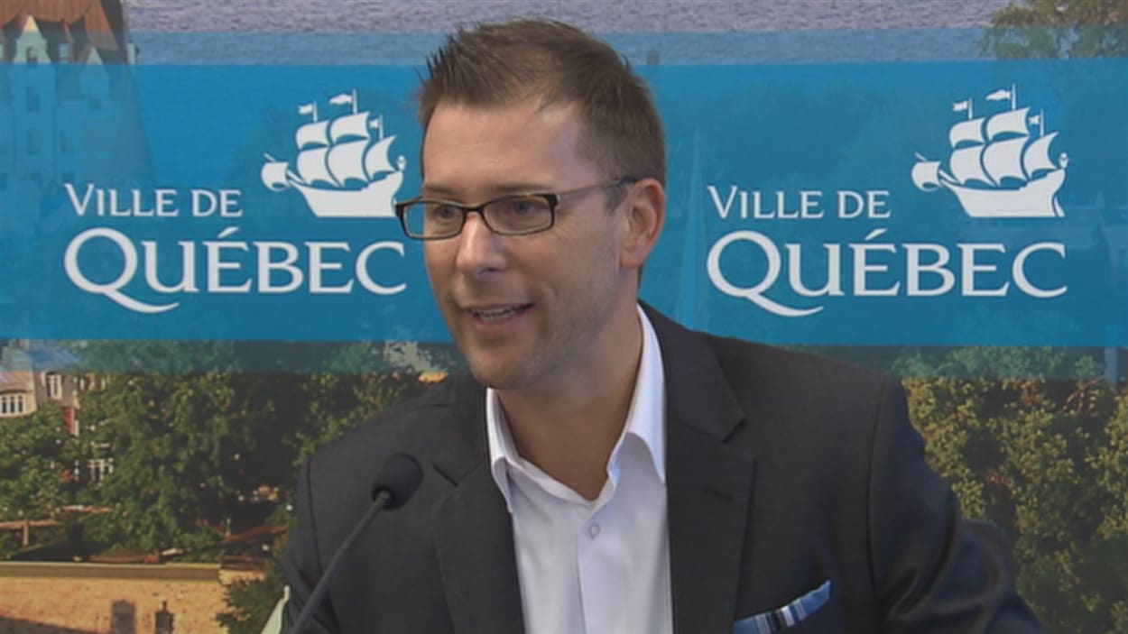 Sylvain Légaré siègera comme indépendant. Sylvain Légaré siègera comme indépendant.