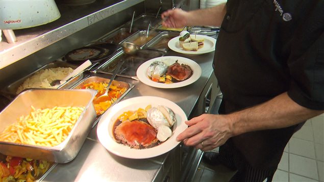 La Taverne Magnan était spécialisée dans le rôti de bœuf. La Taverne Magnan était spécialisée dans le rôti de bœuf.