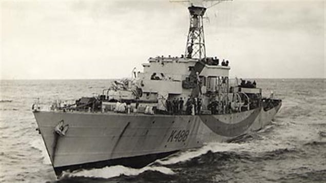 HMCS St. Thomas en mer. HMCS St. Thomas en mer.