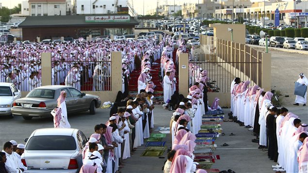 Prière à Riyad, la capitale, lors du ramadan en septembre 2009 Prière à Riyad, la capitale, lors du ramadan en septembre 2009