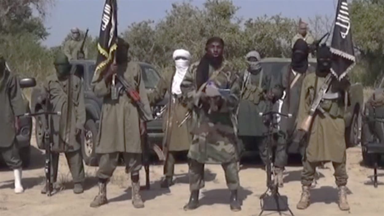 Image tirée d'une vidéo de Boko Haram, au Nigeria. Image tirée d'une vidéo de Boko Haram, au Nigeria.