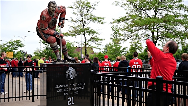 La statue de Stan Mikita La statue de Stan Mikita