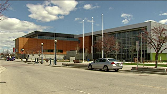 Le Centre sportif de Gatineau. Le Centre sportif de Gatineau.
